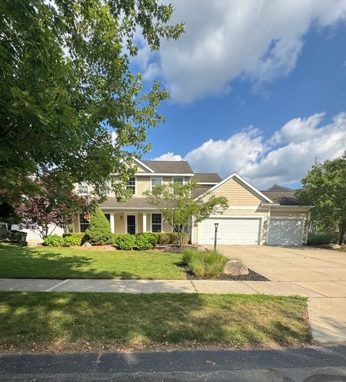 7653 Thornapple Club Dr Se, Ada, MI, 49301-9434 | Card Image