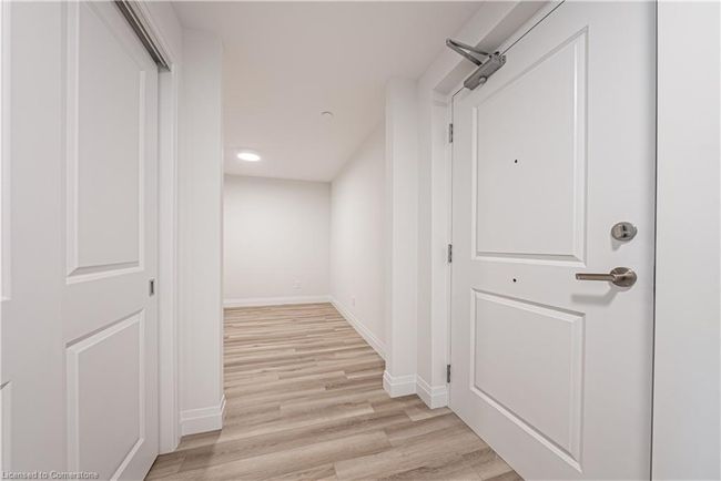 103 - 153 Wilson St W, House attached with 2 bedrooms, 2 bathrooms and 2 parking in Ancaster ON | Image 5