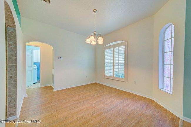 Formal Living and Dining | Image 20