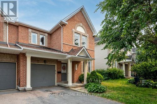 247 Felicia Cres, Nepean, ON, K2G7G2 | Card Image