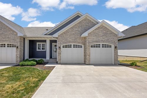 d-2886 Crimson Ln, Coralville, IA, 52241-2997 | Card Image