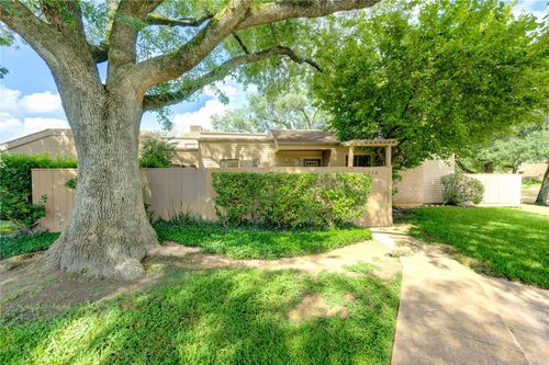 1336 Chardonnay Dr, Houston, TX, 77077-3103 | Card Image