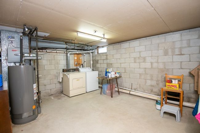 E - 63 Proctor St, Condo with 2 bedrooms, 2 bathrooms and 1 parking in Salem MA | Image 34