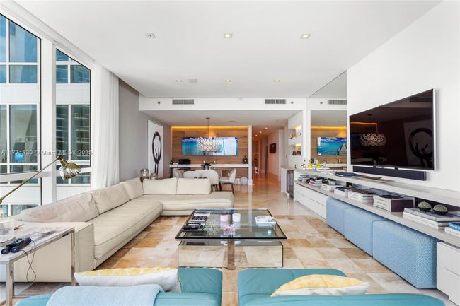 APT-1810 - 100 S Pointe Dr, Condo with 3 bedrooms, 3 bathrooms and null parking in Miami Beach FL | Image 20