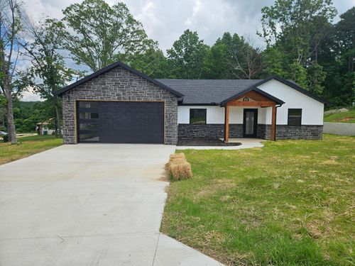 203 Juniper St, Cabool, MO, 65689-9157 | Card Image