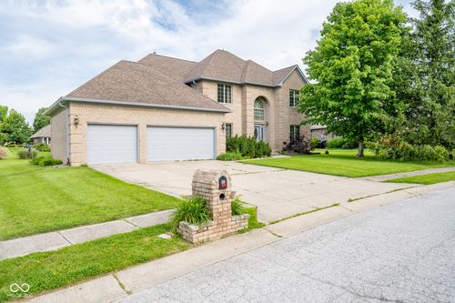 502 Apple St, Danville, IN, 46122-1063 | Card Image
