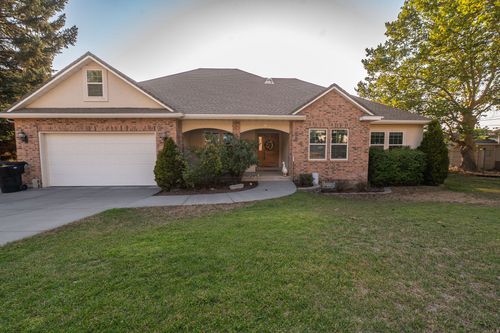 92 S 200 E, Willard, UT, 84340-9735 | Card Image