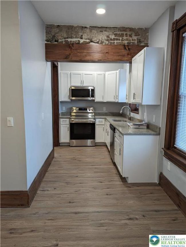 2ND - 136 S 8 Th St, House other with 2 bedrooms, 1 bathrooms and null parking in EASTON PA | Image 8