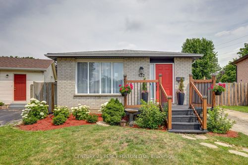 132 Sundridge Cres, London, ON, N5Z4R7 | Card Image