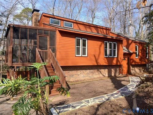 1306 Old Log Trl, North Chesterfield, VA, 23235-6235 | Card Image