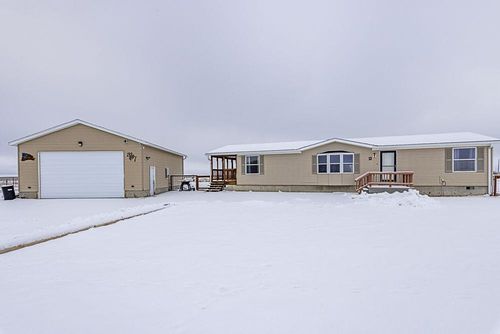 2 Freight Wagon Rd, Farson, WY, 82932-5006 | Card Image