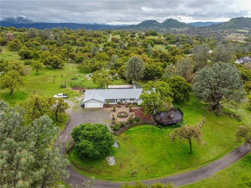 32632 Sweetwater Ln, Auberry, CA, 93602-9404 | Card Image