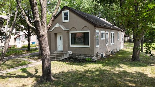 4158 Zane Ave N, Robbinsdale, MN, 55422-1649 | Card Image