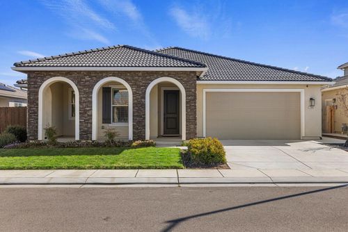 1894 Trulyn Avenue, Manteca, CA, 95337 | Card Image