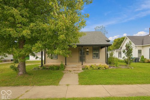348 W Wiley St, Greenwood, IN, 46142-3555 | Card Image