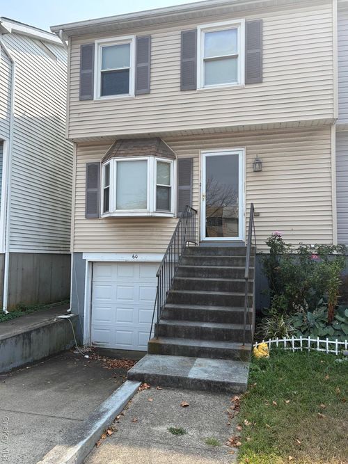 60 E Pine St, Long Beach, NY, 11561-2115 | Card Image