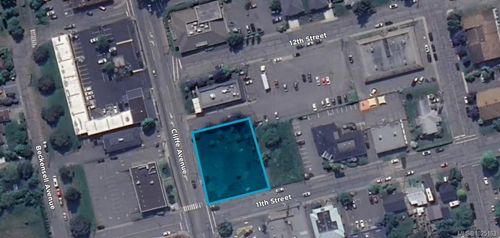 1135 Cliffe Ave, Courtenay, BC, V9N2K2 | Card Image