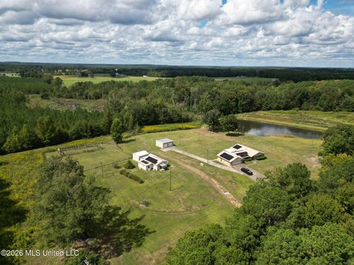 1077 Evergreen Road, Louisville, MS, 39339 | Card Image