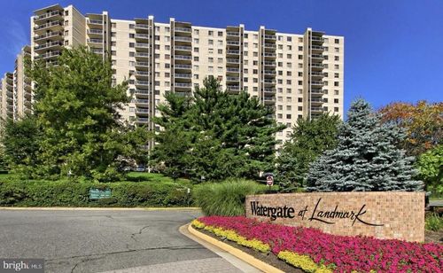 914-205 Yoakum Pkwy, ALEXANDRIA, VA, 22304-3823 | Card Image