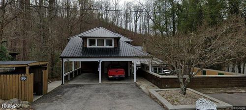 616 Chewase Dr, Gatlinburg, TN, 37738-3617 | Card Image
