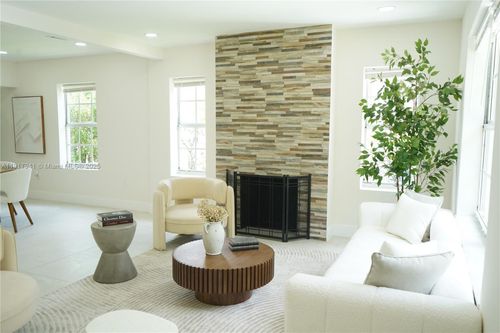 6236 Sw 11th St, West Miami, FL, 33144-4906 | Card Image