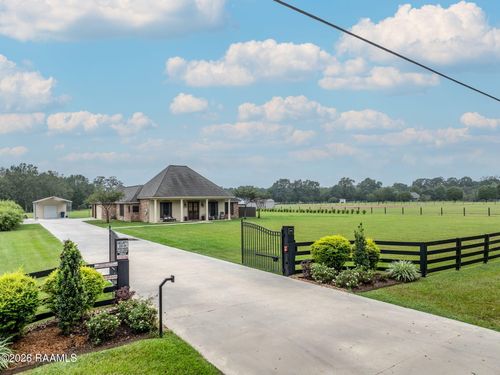622 Miller Road, Opelousas, LA, 70570 | Card Image