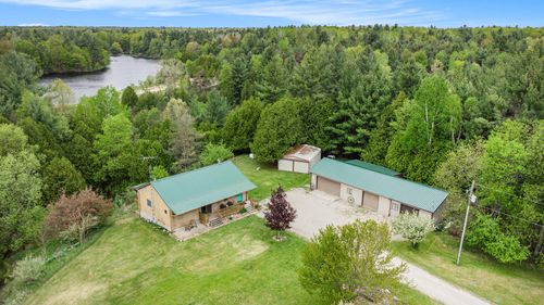 884 N Gavord Rd, Sterling, MI, 48659-9703 | Card Image