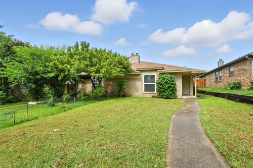 512 Guerin Dr, Arlington, TX, 76012-4835 | Card Image