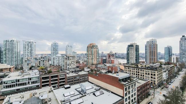 1305 - 1133 Homer Street, Condo with 2 bedrooms, 2 bathrooms and 1 parking in Vancouver BC | Image 24