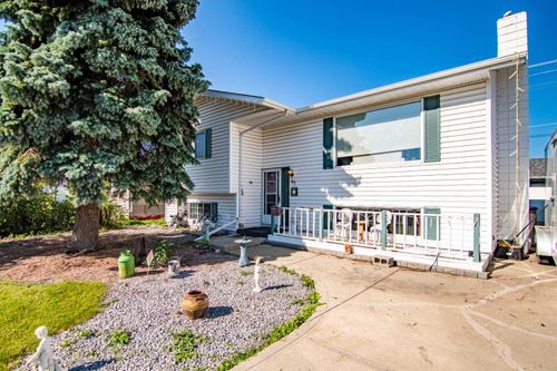 84 Pearson Cres, Red Deer, AB, T4P1L9 | Card Image