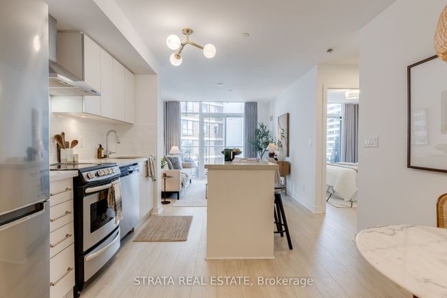 1006 - 58 Orchard View Blvd, Condo with 1 bedrooms, 1 bathrooms and 1 parking in Toronto ON | Image 5