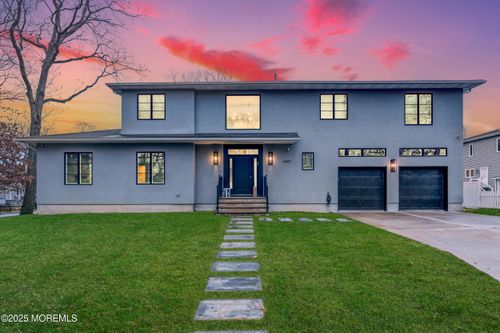 450 Wells Ave, Oakhurst, NJ, 07755-1463 | Card Image