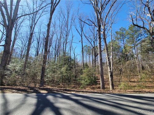 5500 Meadow Rd, Sandston, VA, 23150-4707 | Card Image
