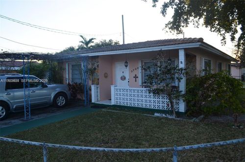 3740 W 5th Ct, Hialeah, FL, 33012-4207 | Card Image