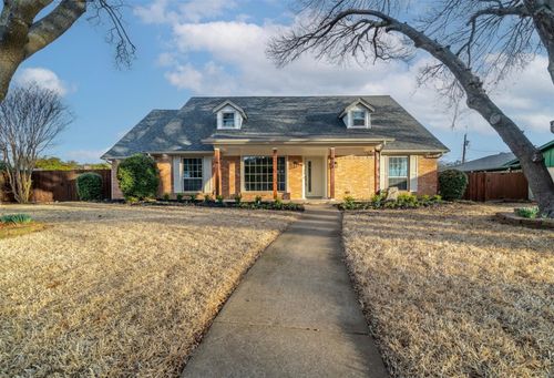 923 Green Rock Dr, Duncanville, TX, 75137-2918 | Card Image
