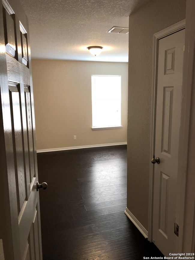 6138 Luckey Run, House other with 3 bedrooms, 2 bathrooms and null parking in San Antonio TX | Image 10
