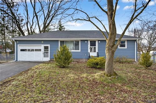 100 Stillwell Terrace, Manlius, NY, 13057 | Card Image