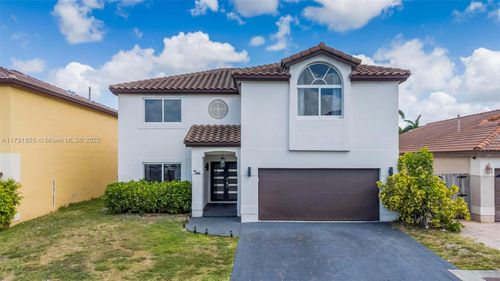 8323 Nw 196th Ter, Hialeah, FL, 33015-5946 | Card Image