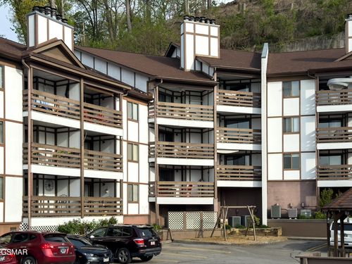 306-616 Turkey Nest Rd, Gatlinburg, TN, 37738-3457 | Card Image