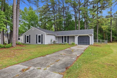 636 Shadowridge Rd, Jacksonville, NC, 28546-7893 | Card Image