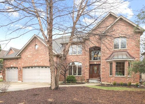 543 N Chestnut St, Addison, IL, 60101-2845 | Card Image