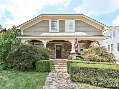 1822 Lombardy Cir, Charlotte, NC, 28203-6056 | Card Image
