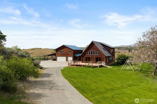 134 Thorburn Ln, Malaga, WA, 98828-8001 | Card Image