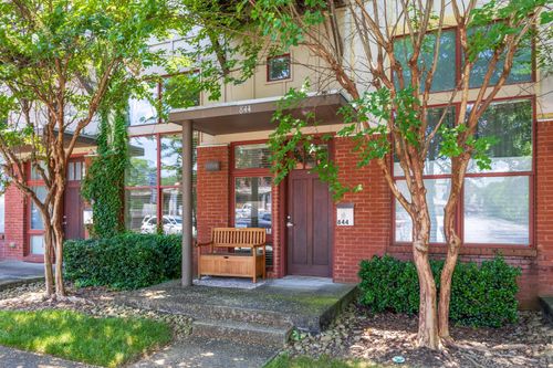 844 E 8th St, Chattanooga, TN, 37403-2601 | Card Image