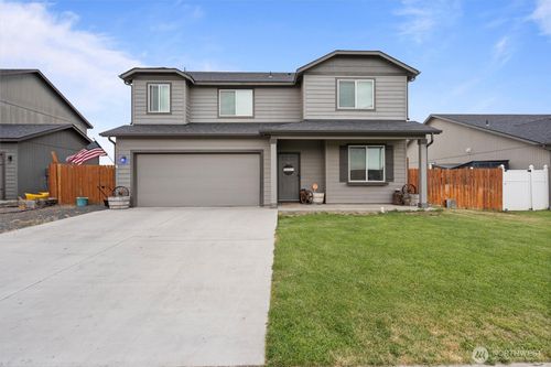 736 S Rees St, Moses Lake, WA, 98837-8893 | Card Image