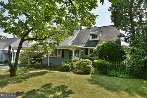 439 Manor Rd, HATBORO, PA, 19040-2346 | Card Image