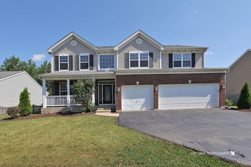 1305 Lilac Ln, Harvard, IL, 60033-3722 | Card Image