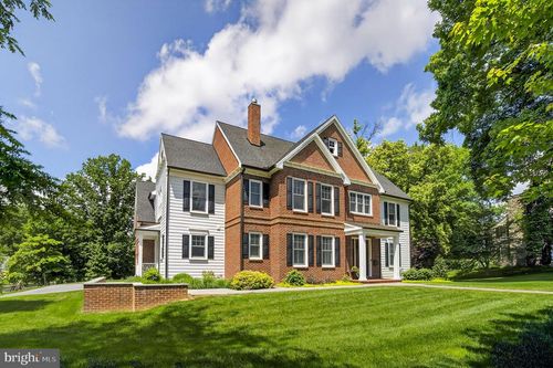 1321 Homestead Ln, LANCASTER, PA, 17603-2418 | Card Image