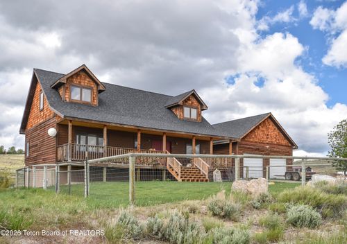 5 Vixen Cir, Pinedale, WY, 82941-7705 | Card Image