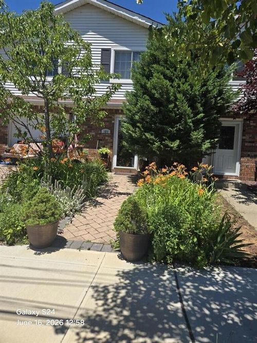 181 Mosely Ave, Staten Island, NY, 10312-4163 | Card Image